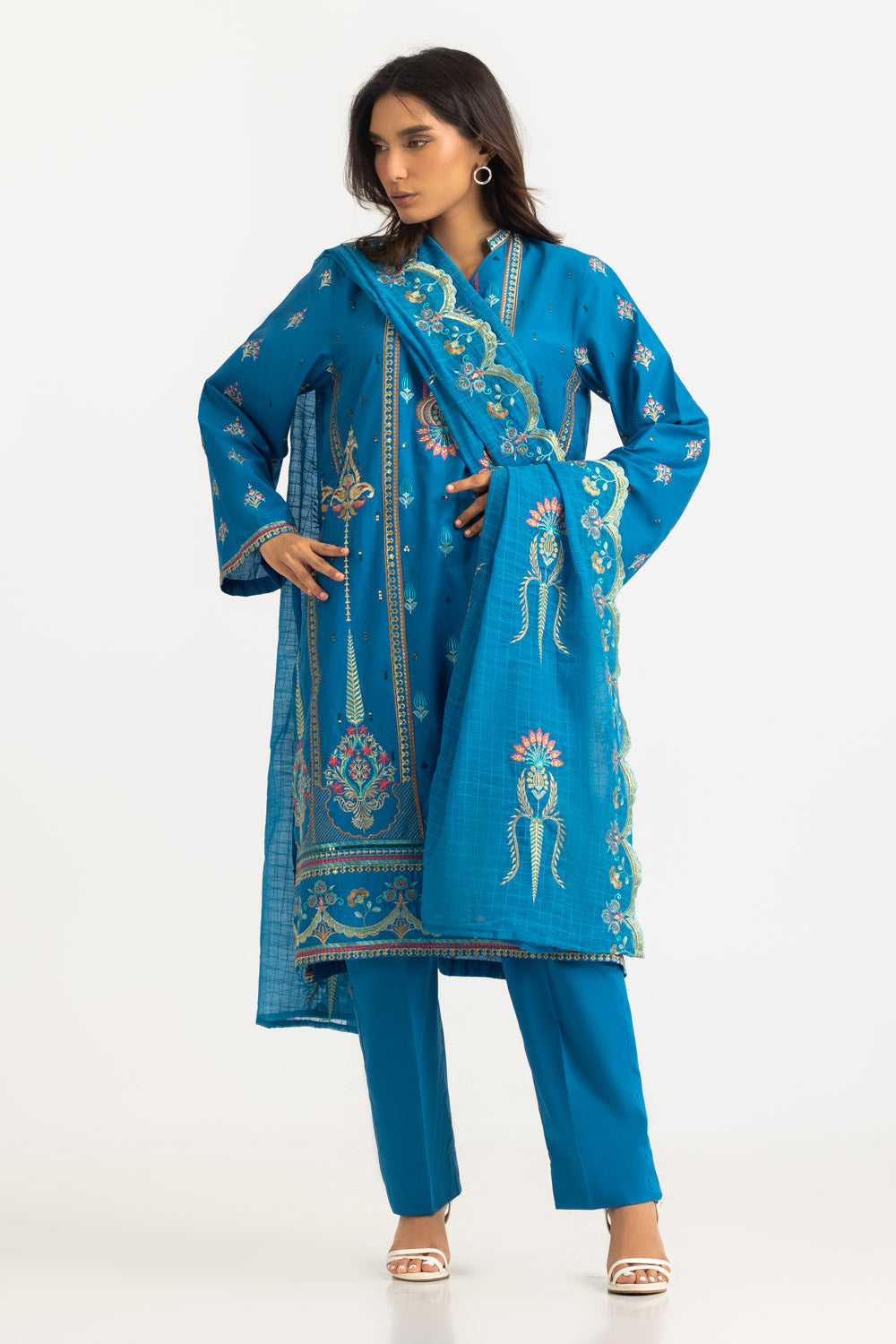 3Pc Lawn Embroidered Suit