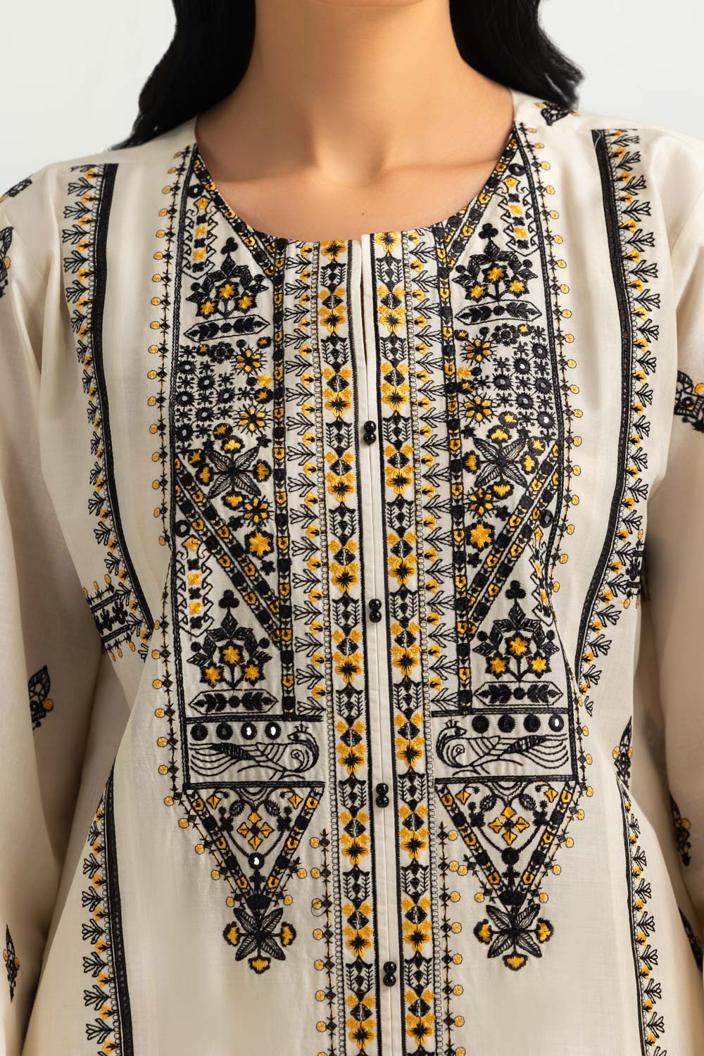 3PC Lawn Embroidered Suit