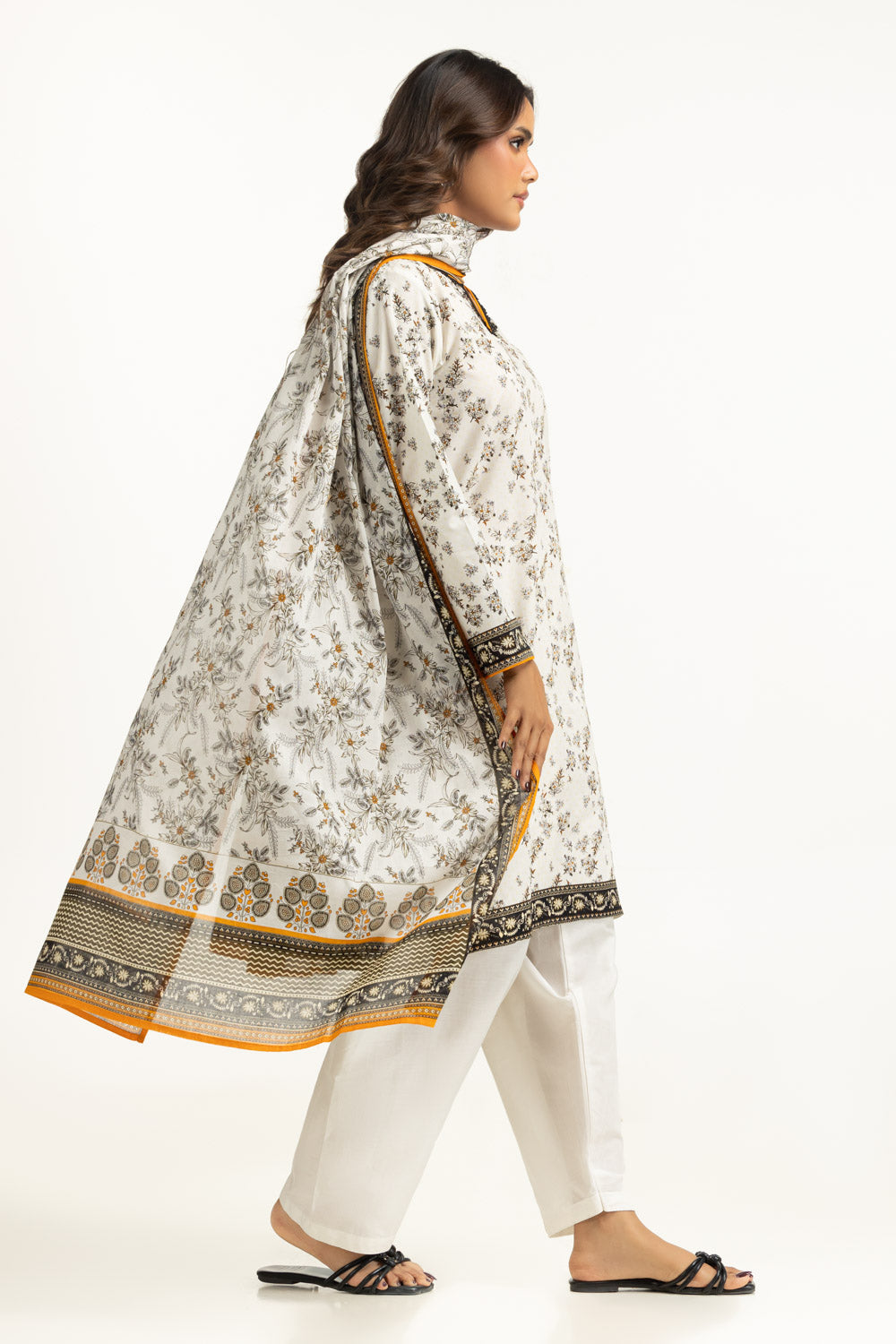 3Pc Lawn Printed Suit