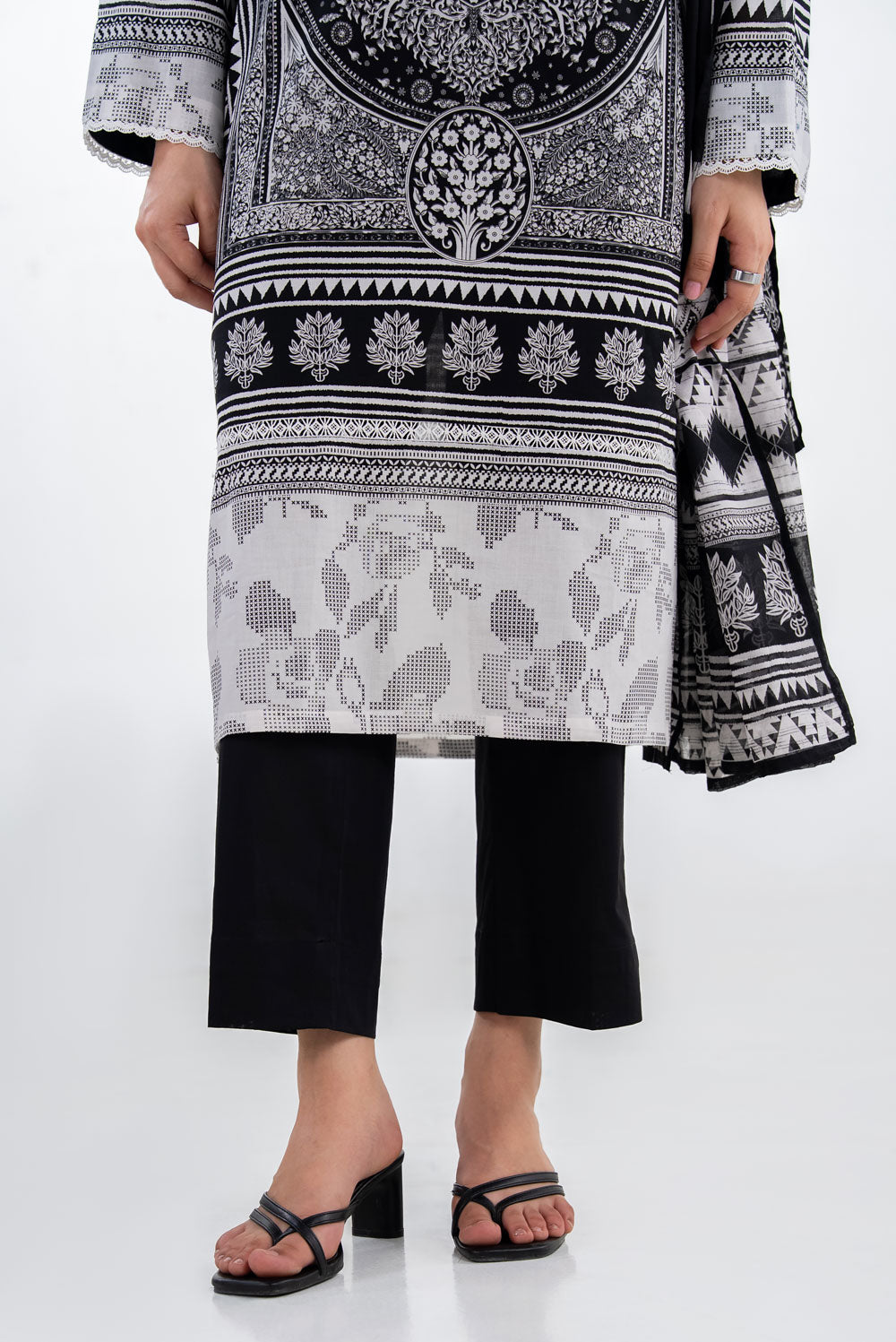 3Pc Lawn Printed Suit