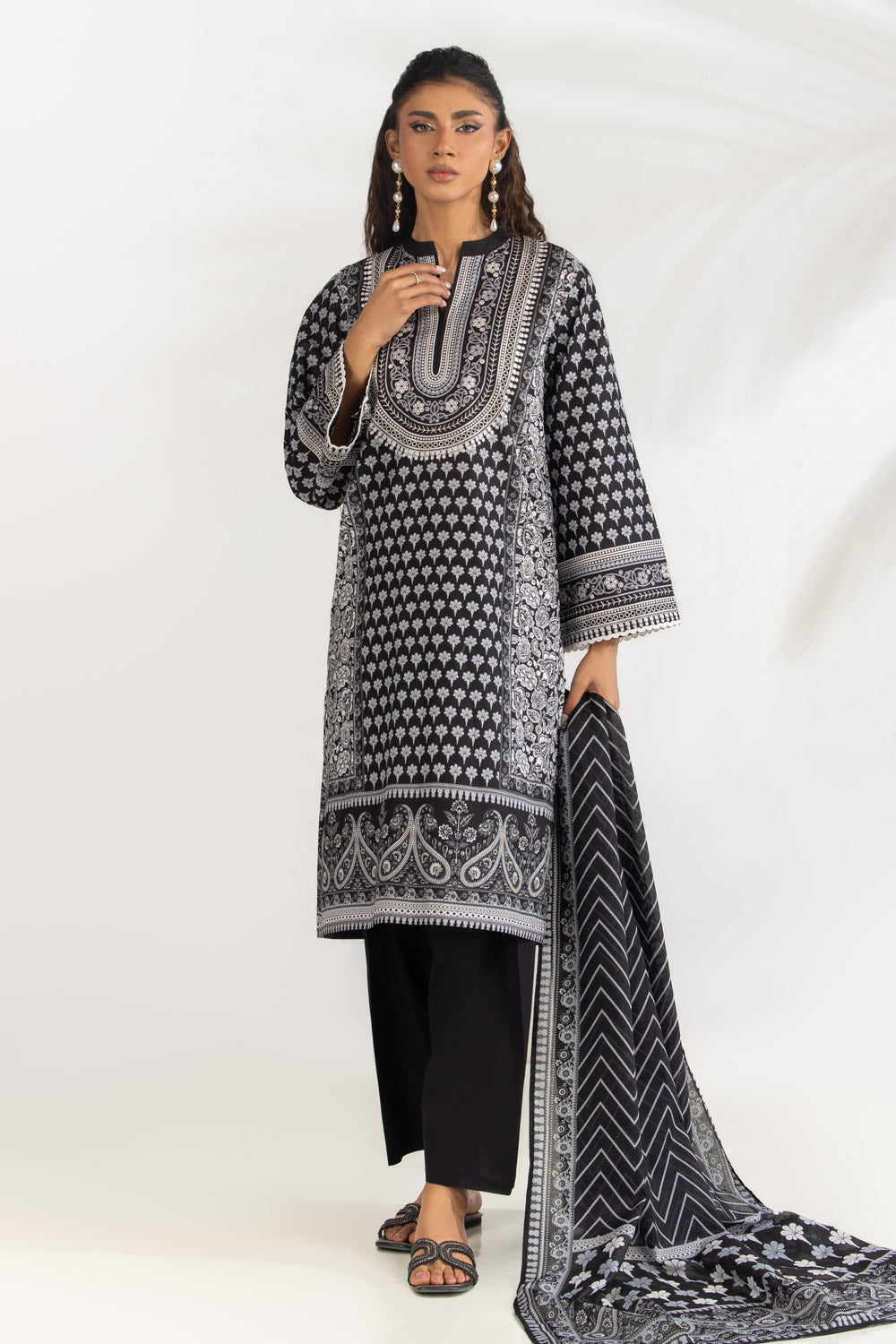 3Pc Lawn Printed Suit