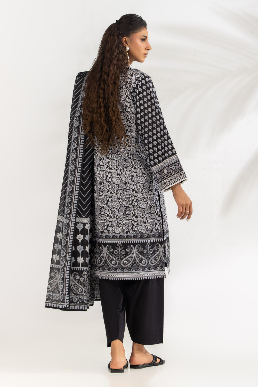3Pc Lawn Printed Suit
