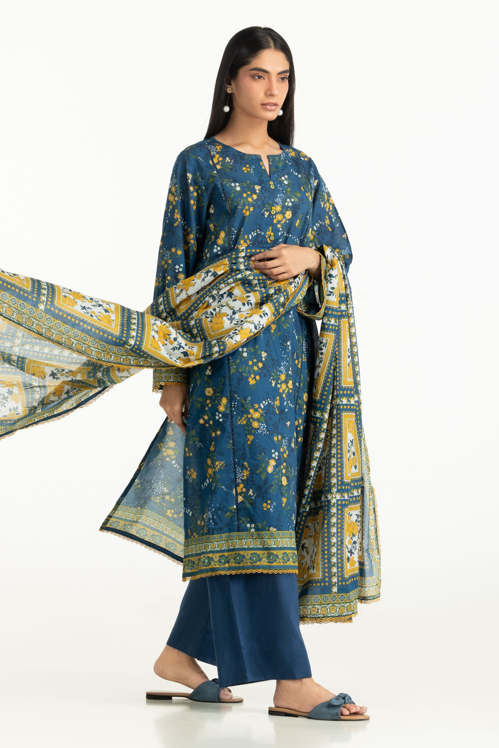 3Pc Lawn Printed Suit