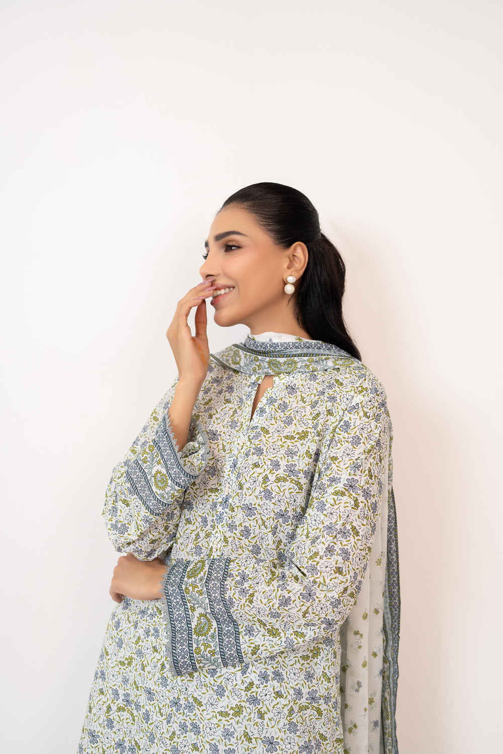 3Pc Lawn Printed Suit