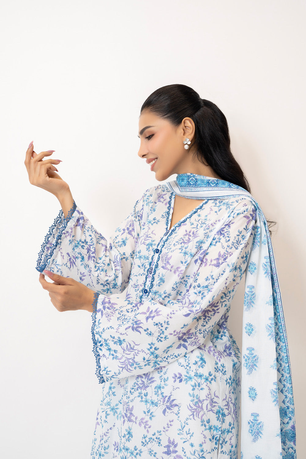 3Pc Lawn Printed Suit