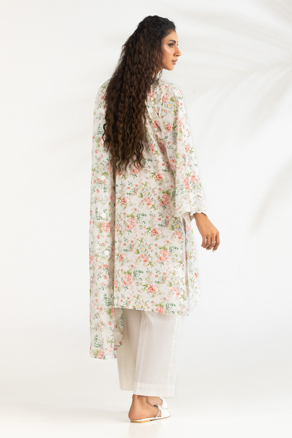 3Pc Lawn Printed Suit With Embroidered