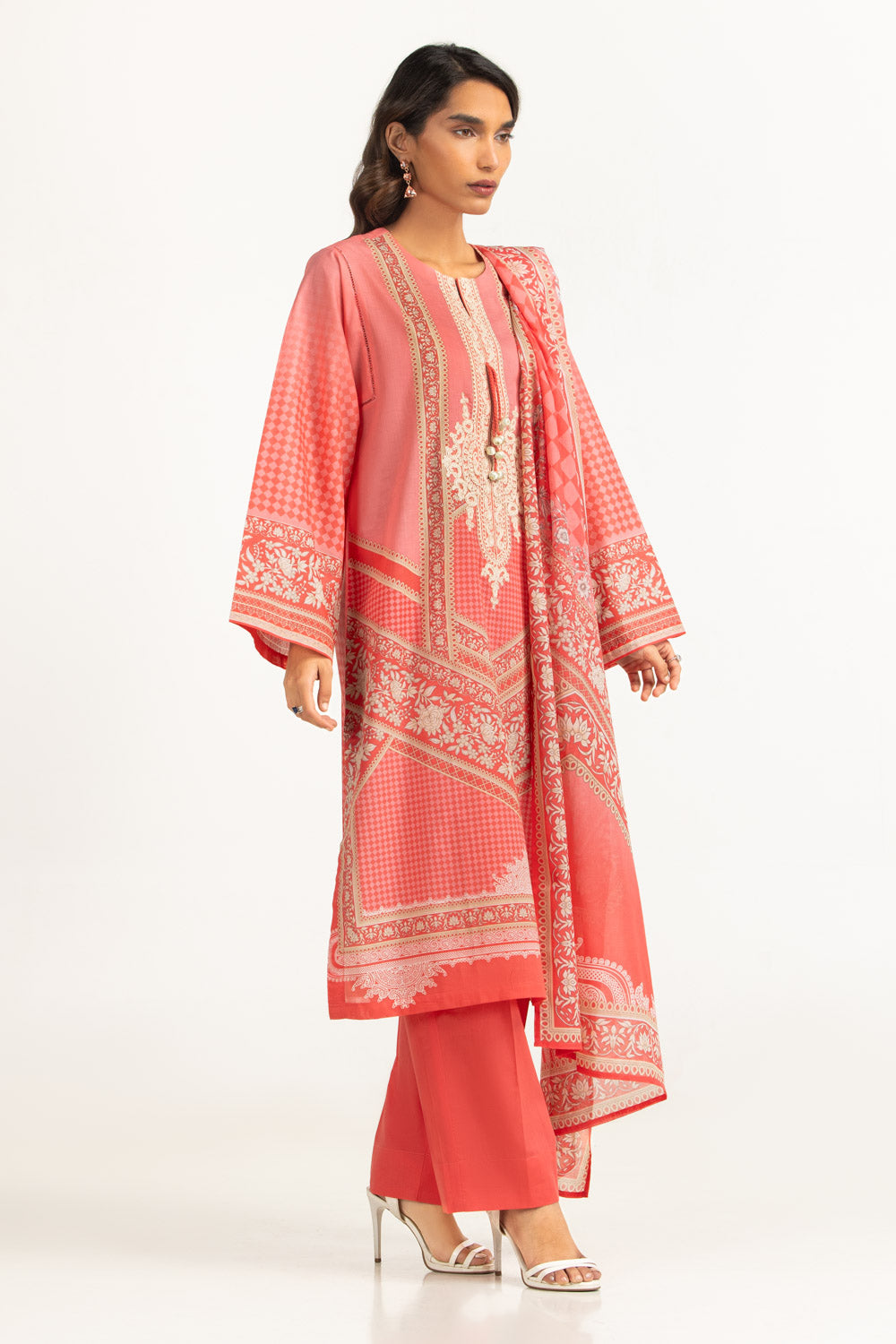 3Pc Lawn Printed Suit With Embroidered