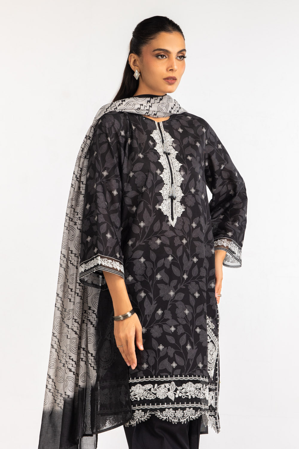 3PC Lawn Printed Suit With Embroidered