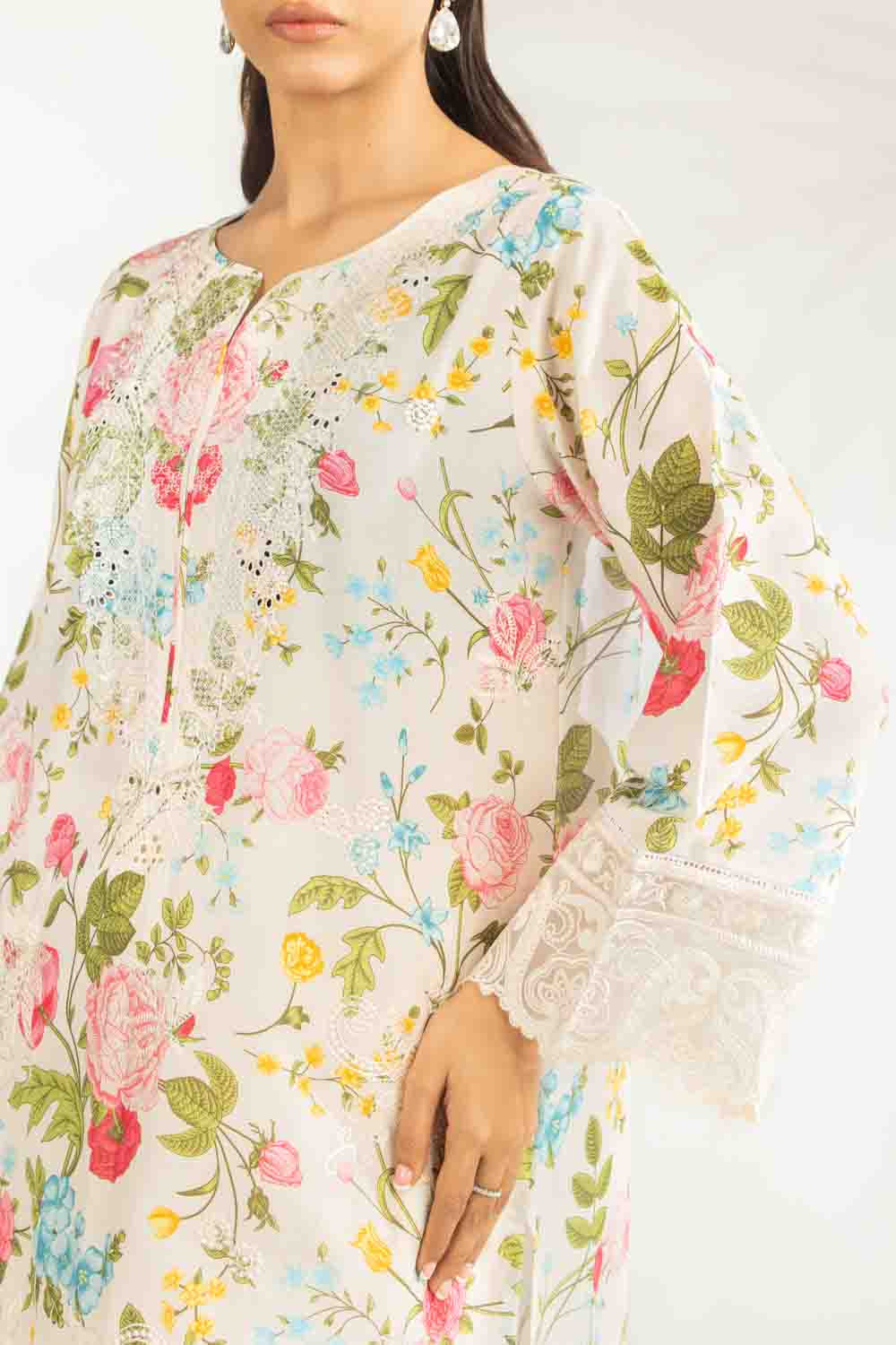 3Pc Lawn Printed Suit With Embroidered
