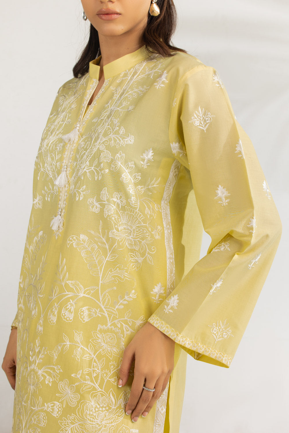 3Pc Lawn Printed Suit With Embroidered