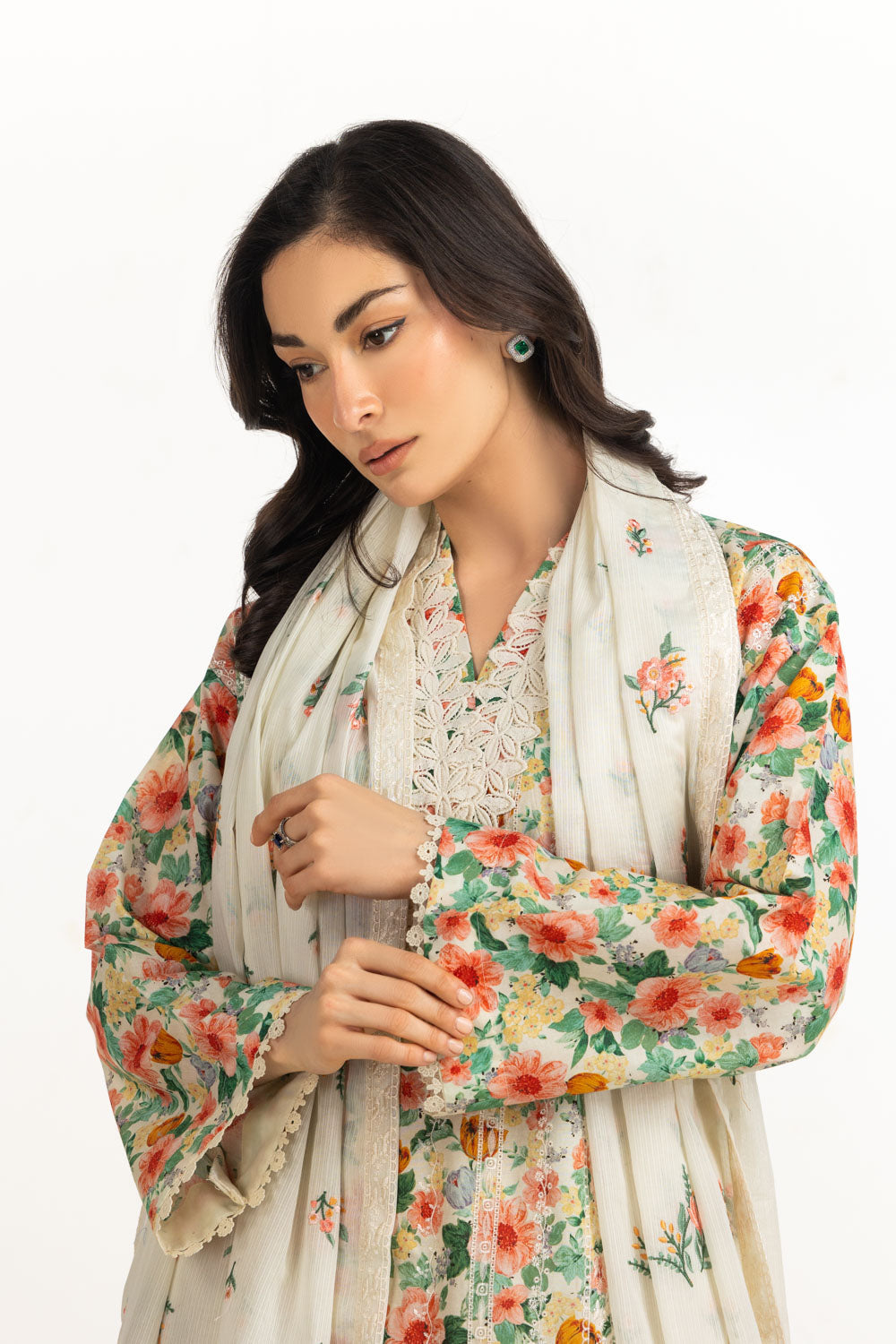 3Pc Lawn Printed Suit With Embroidered