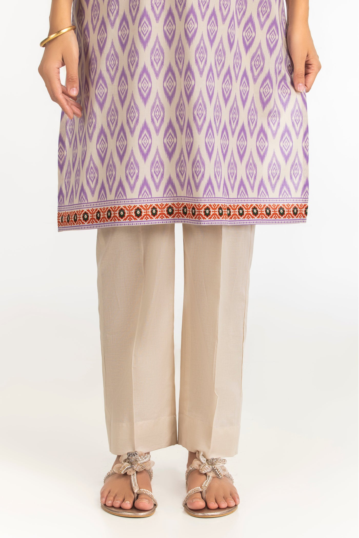 3Pc Lawn Printed Suit With Embroidered