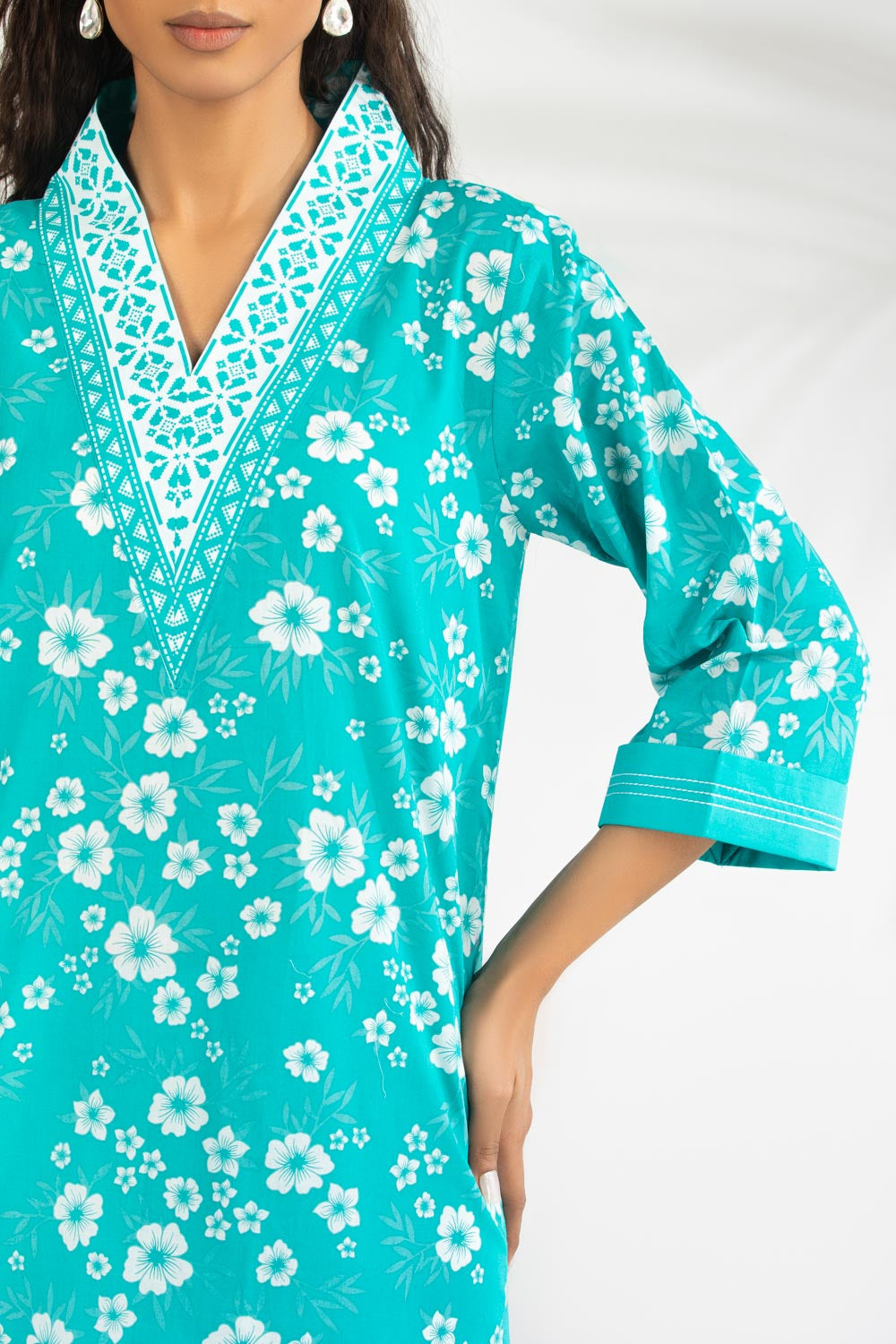 3PC Lawn Printed Suit With Embroidered