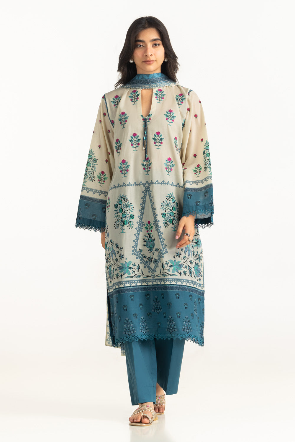 3Pc Lawn Printed Suit With Embroidered