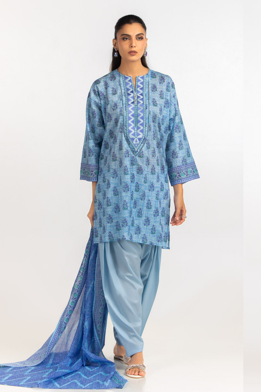 3Pc Lawn Printed Suit With Embroidered