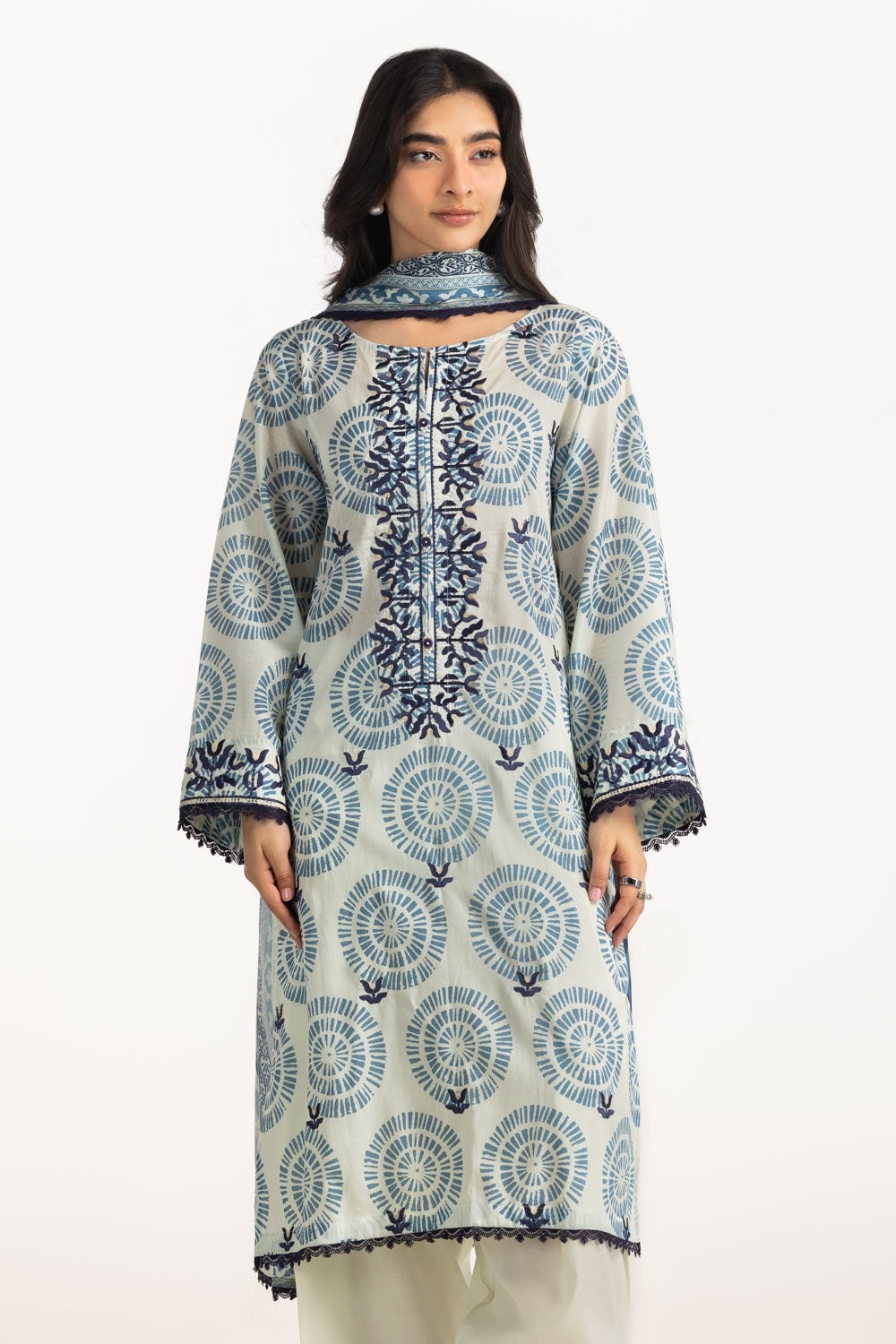 3Pc Lawn Printed Suit With Embroidered