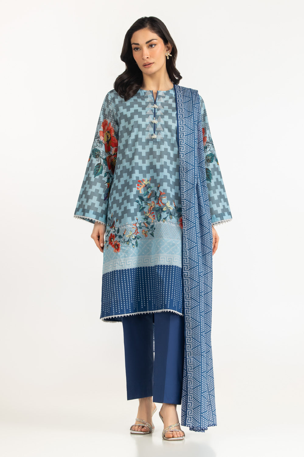 3Pc Lawn Printed Suit With Embroidered
