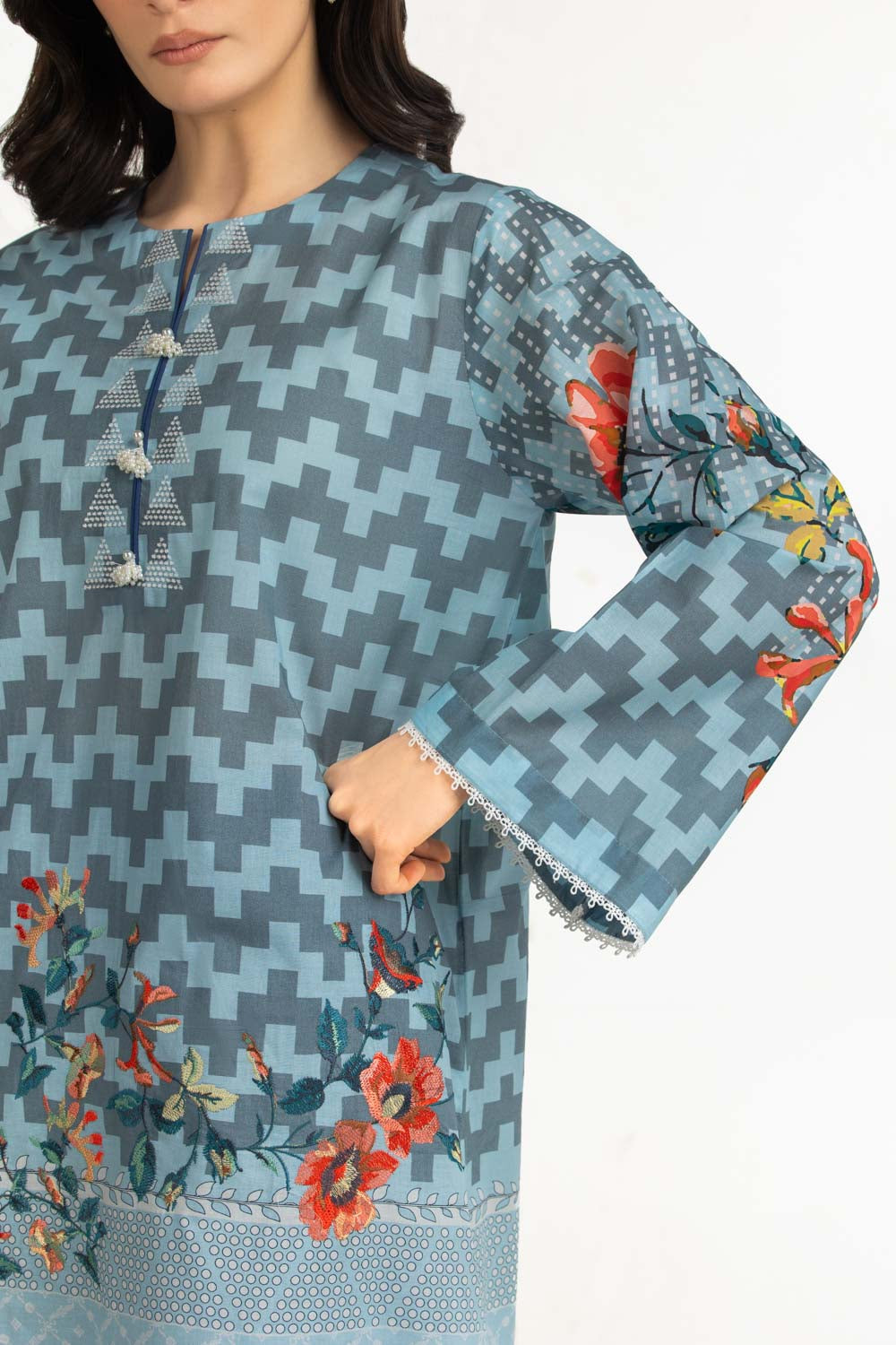 3Pc Lawn Printed Suit With Embroidered