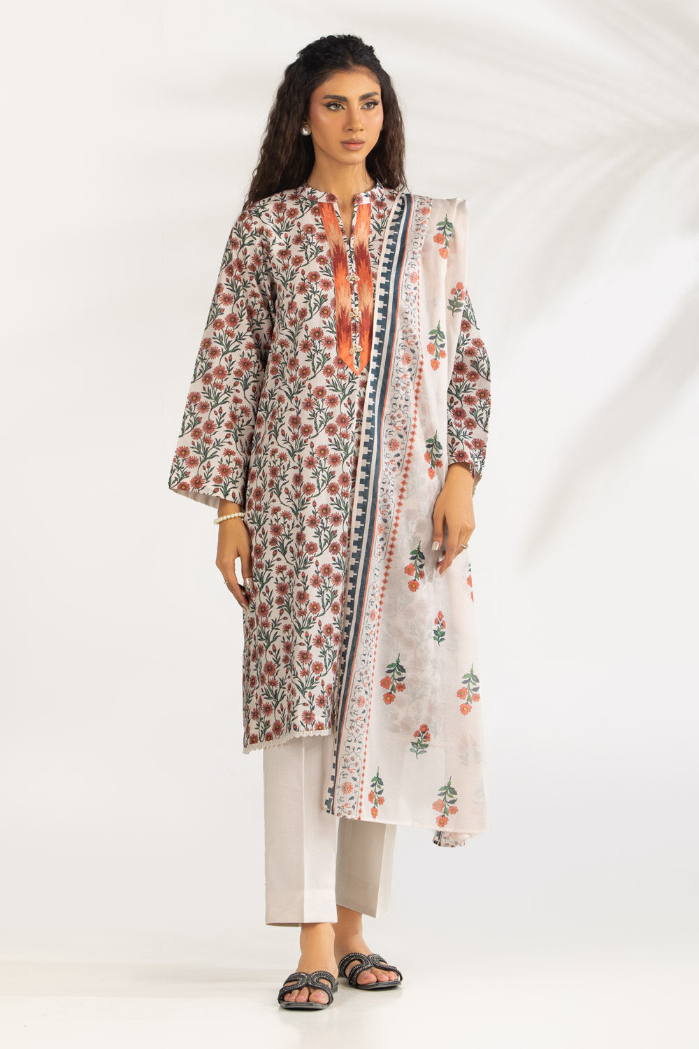 3PC Lawn Printed Suit With Embroidered