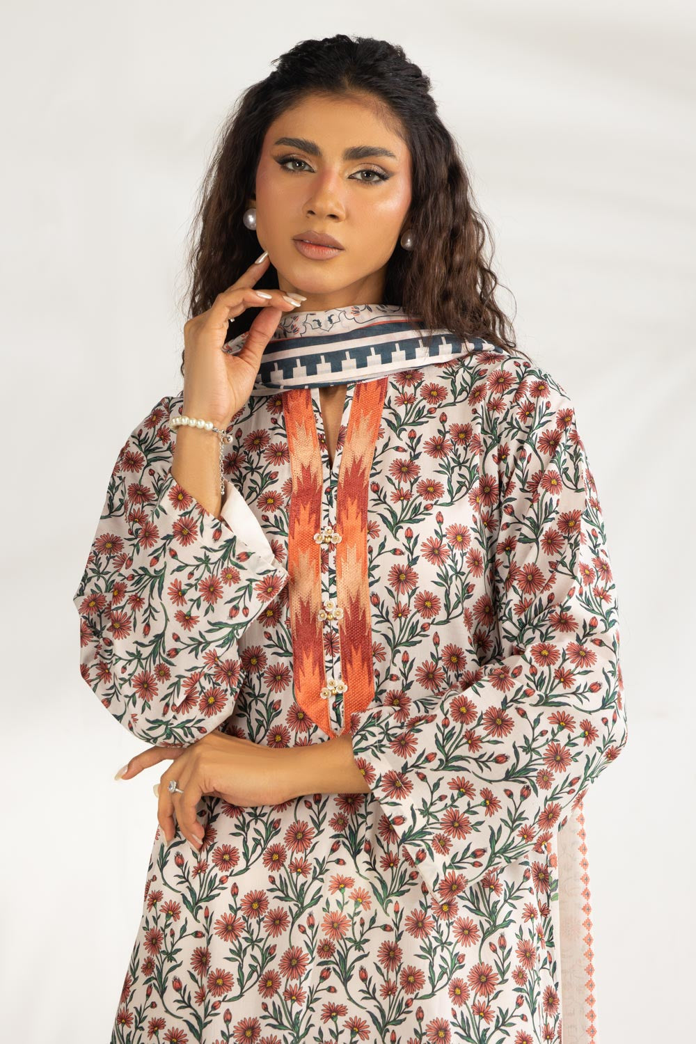 3PC Lawn Printed Suit With Embroidered