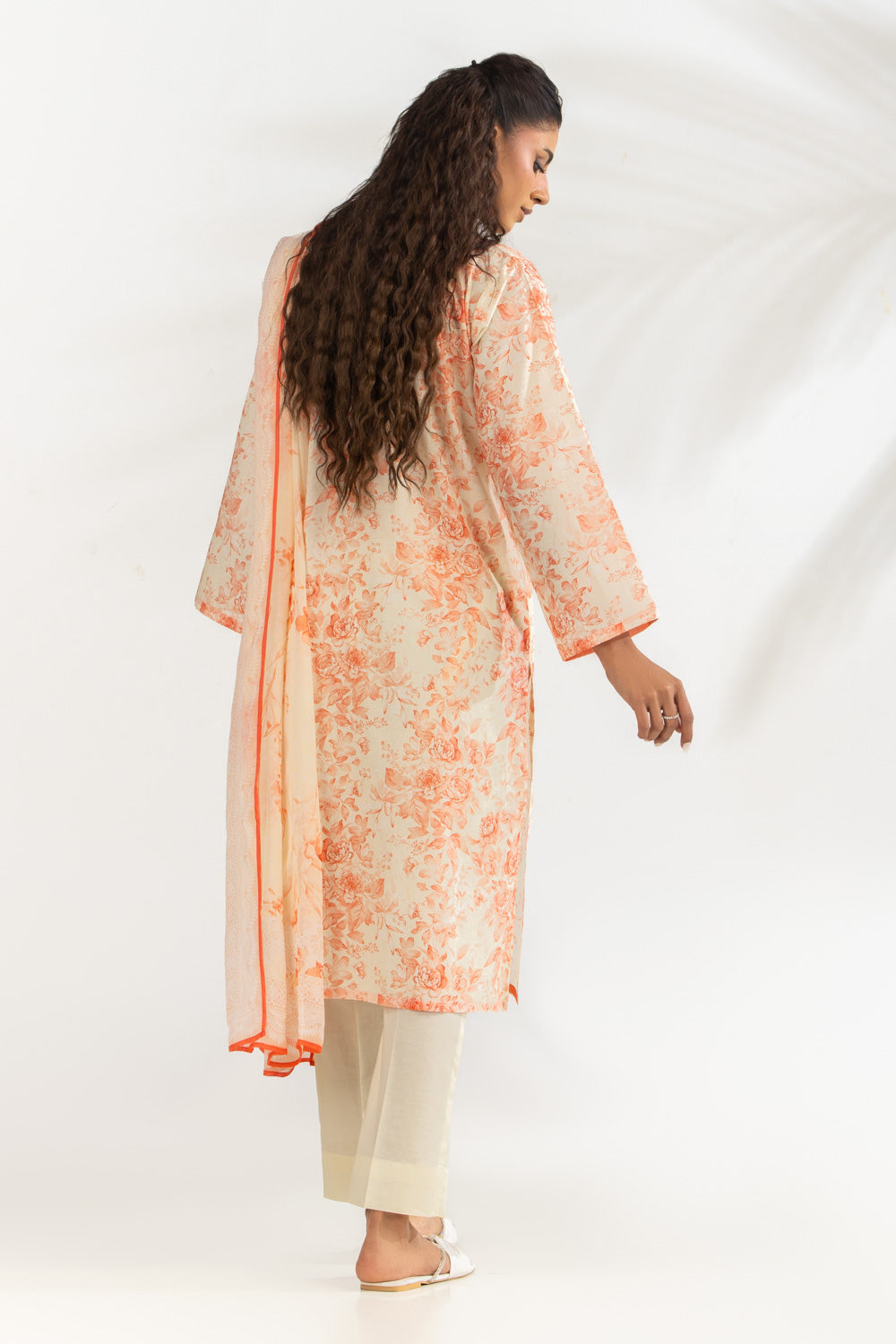 3Pc Lawn Printed Suit With Embroidered