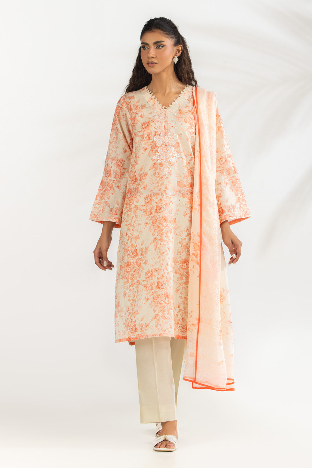 3Pc Lawn Printed Suit With Embroidered
