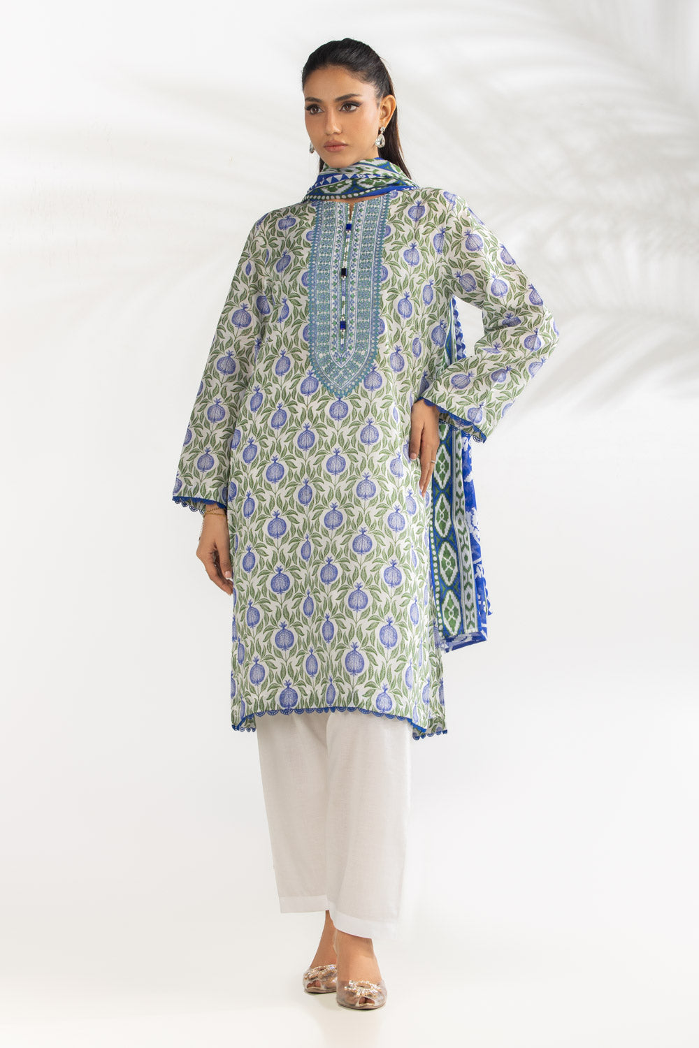 3PC Lawn Printed Suit With Embroidered