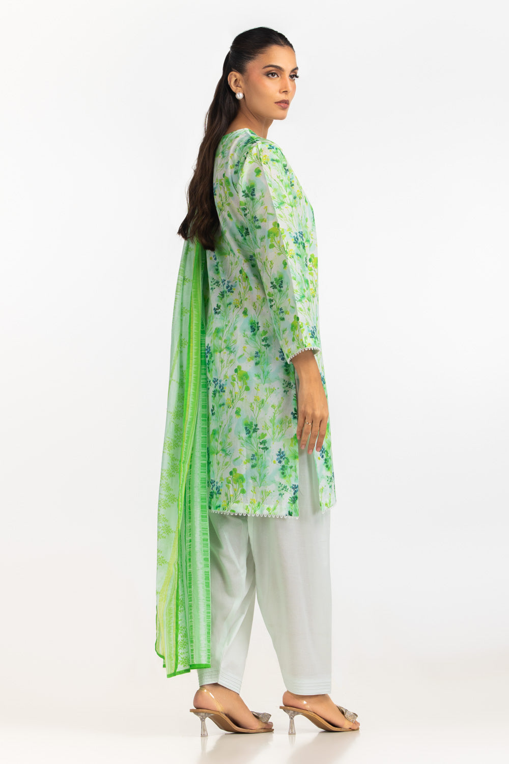 3Pc Lawn Printed Suit With Embroidered