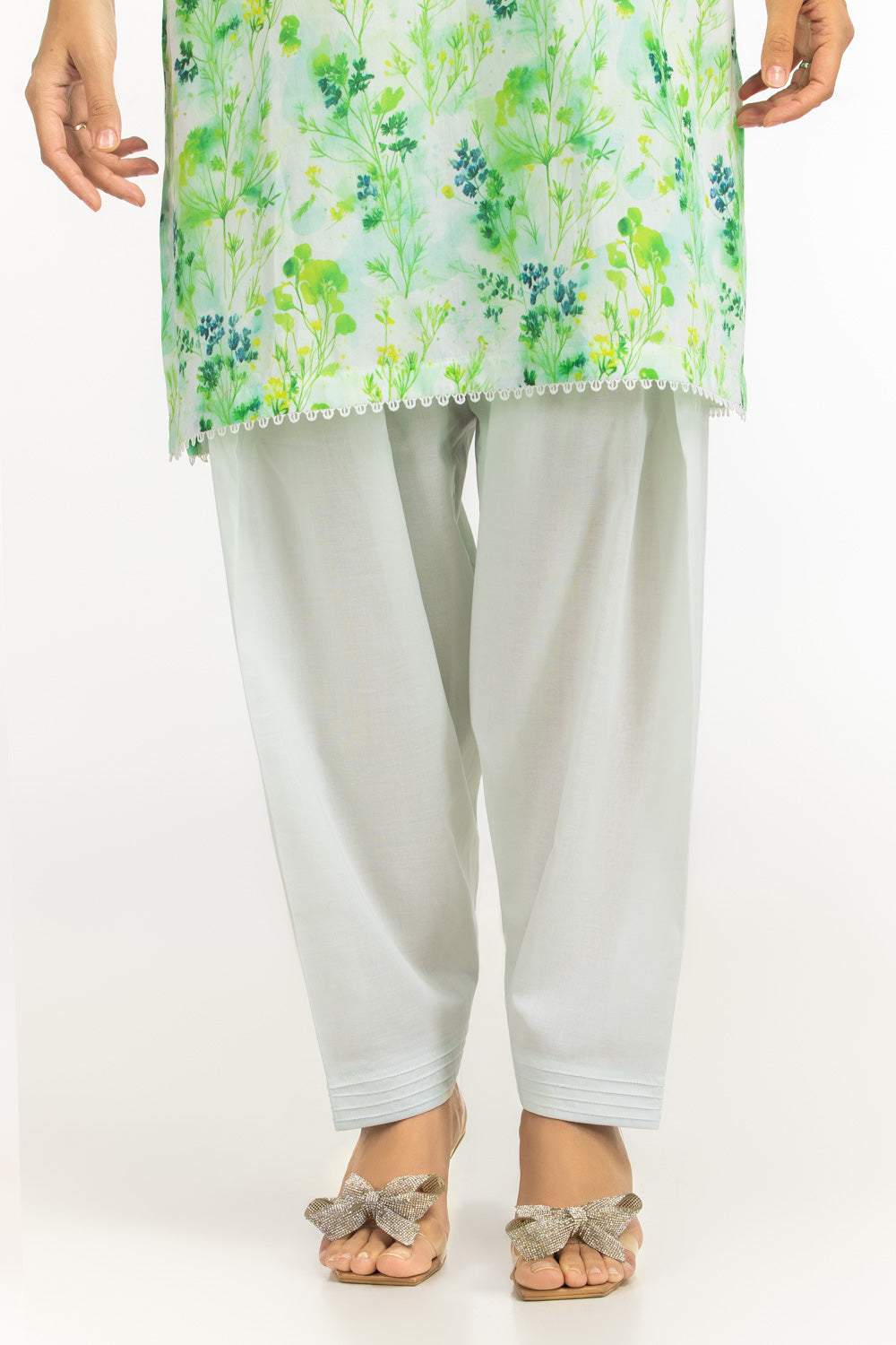 3Pc Lawn Printed Suit With Embroidered