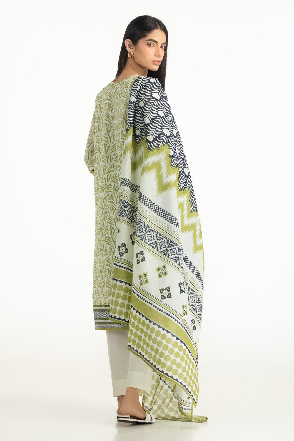 3Pc Lawn Printed Suit With Embroidered