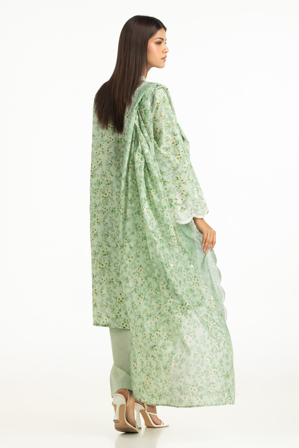 3Pc Lawn Printed Suit With Embroidered