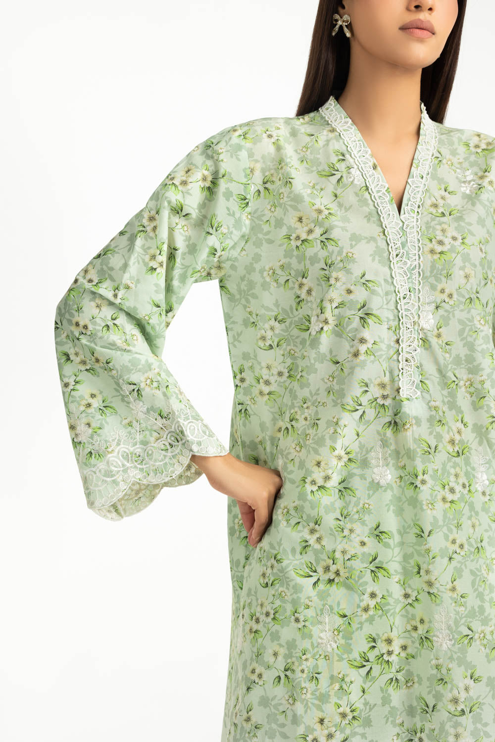 3Pc Lawn Printed Suit With Embroidered