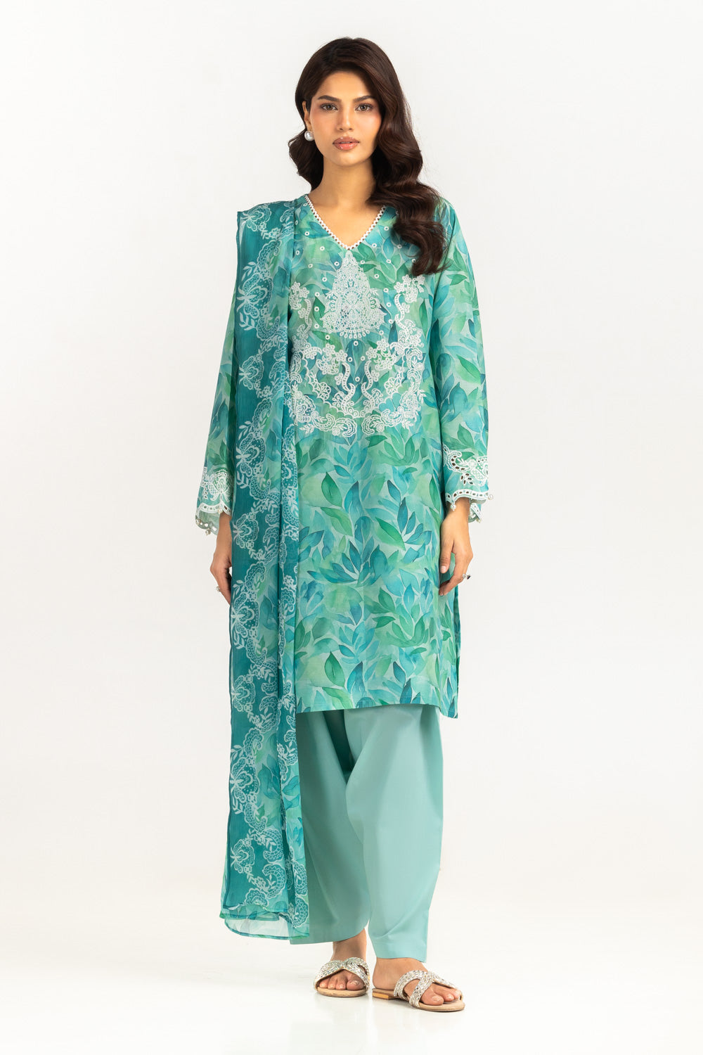 3Pc Lawn Printed Suit With Embroidered