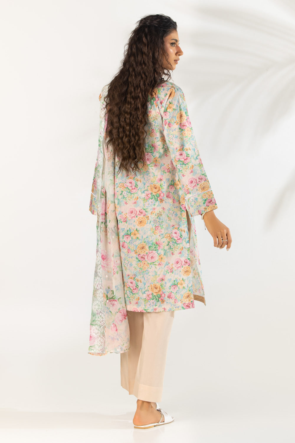 3Pc Lawn Printed Suit With Embroidered