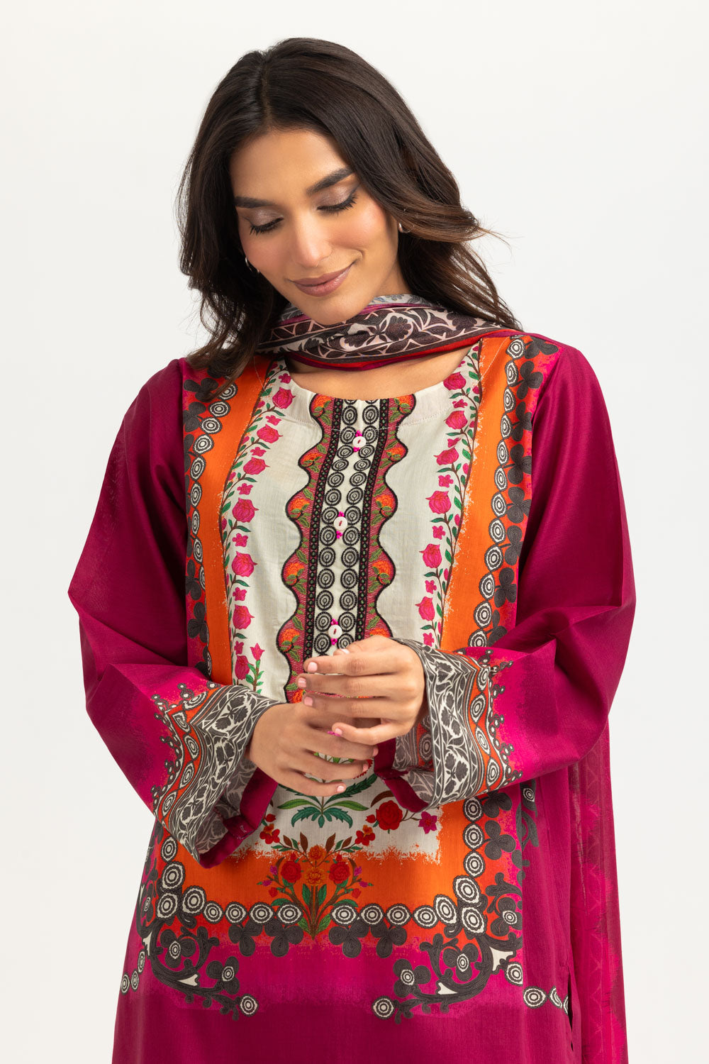 3Pc Lawn Printed Suit With Embroidered
