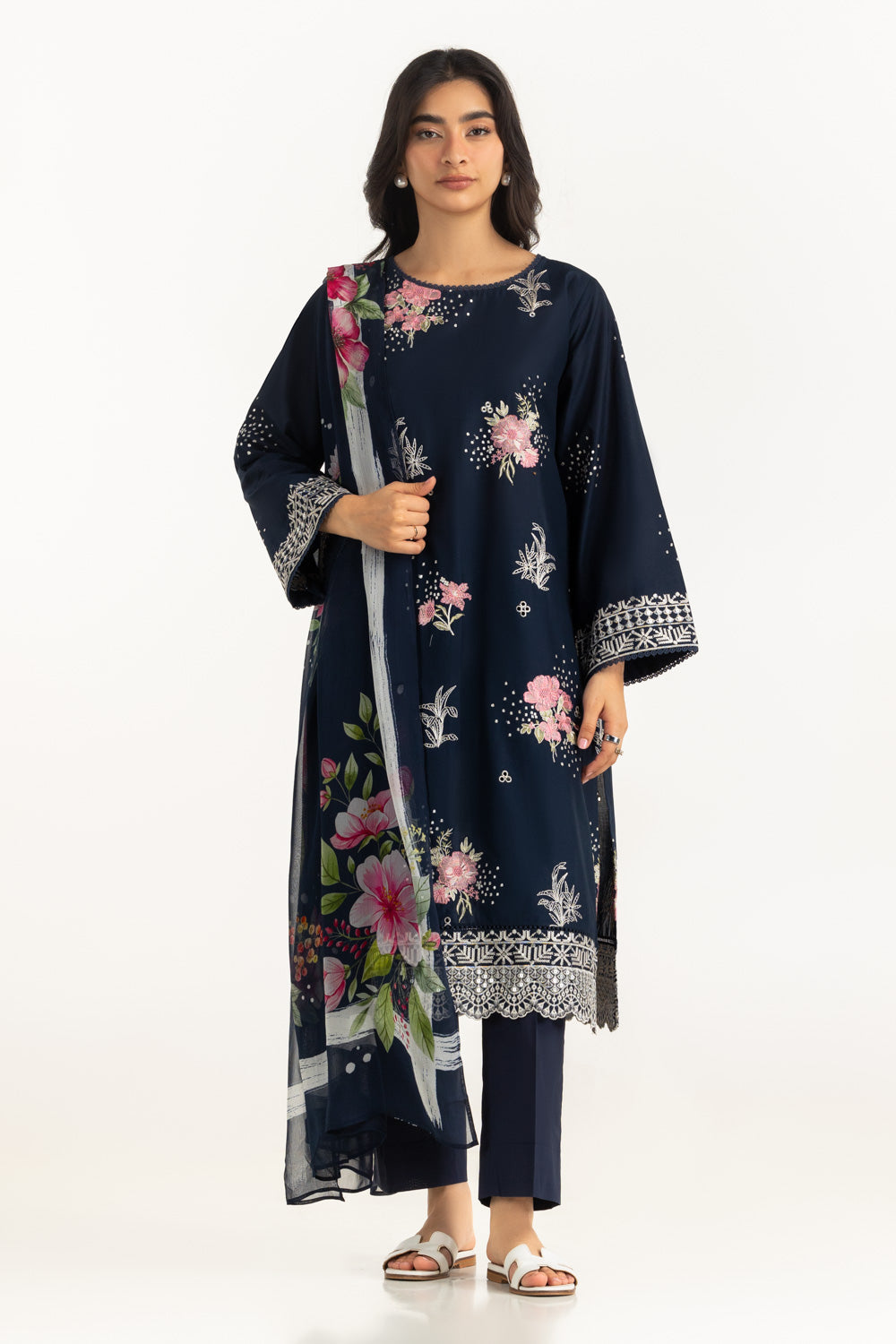 3Pc Lawn Printed Suit With Embroidered