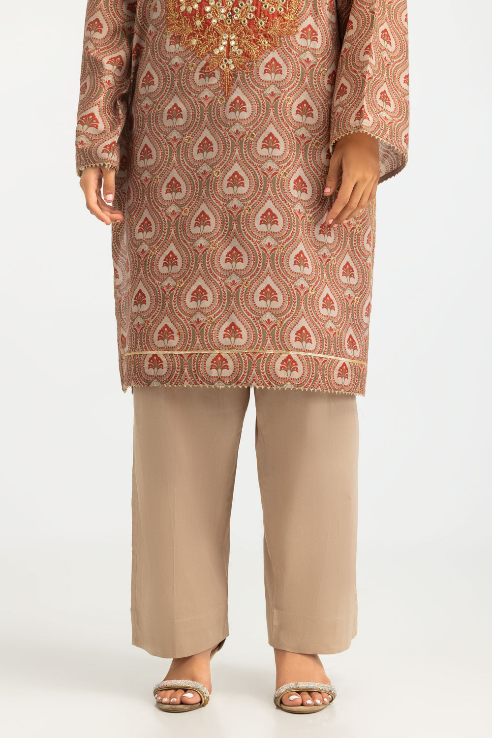 3Pc Lawn Printed Suit With Embroidered