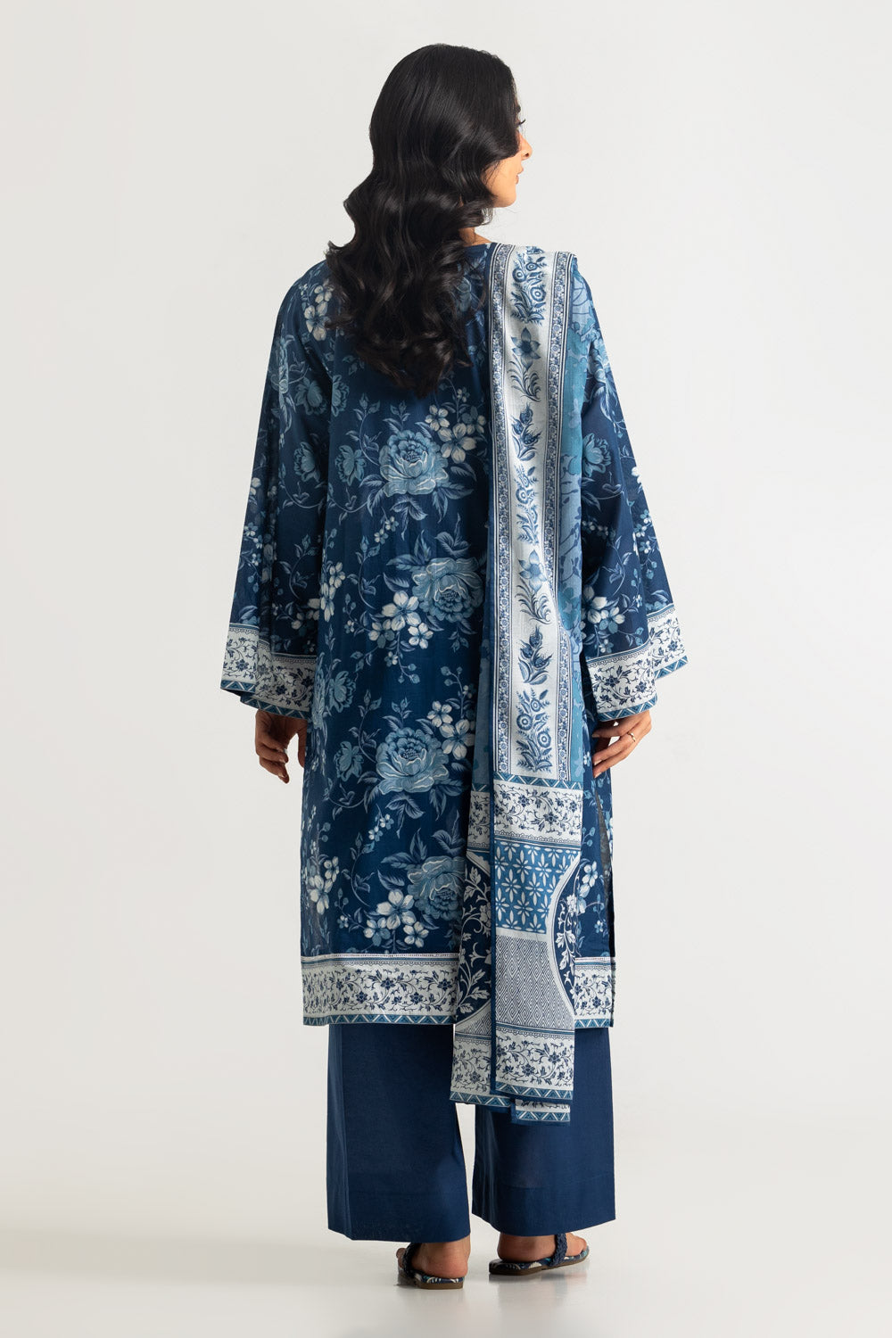 3PC Lawn Printed Suit With Embroidered