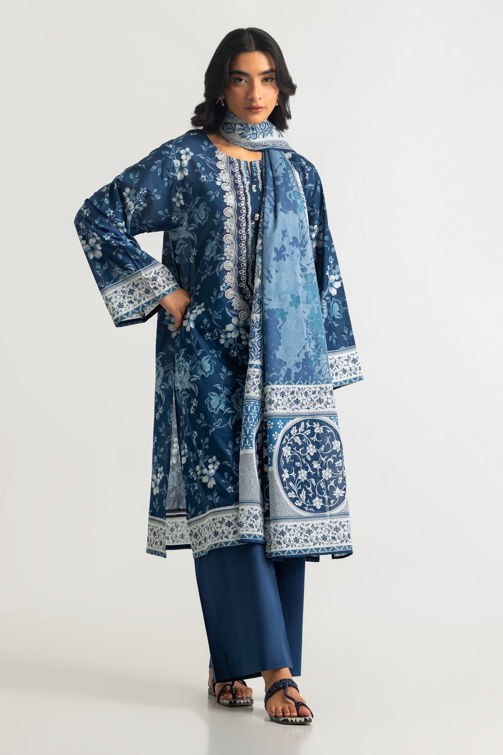 3PC Lawn Printed Suit With Embroidered