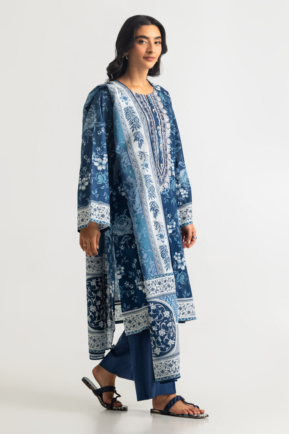 3PC Lawn Printed Suit With Embroidered