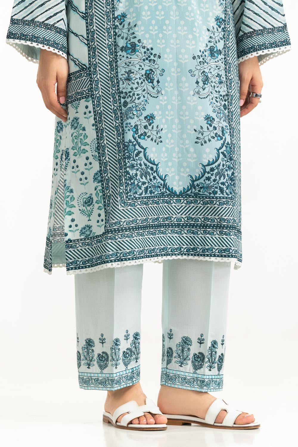 3Pc Lawn Printed Suit With Embroidered Trouser
