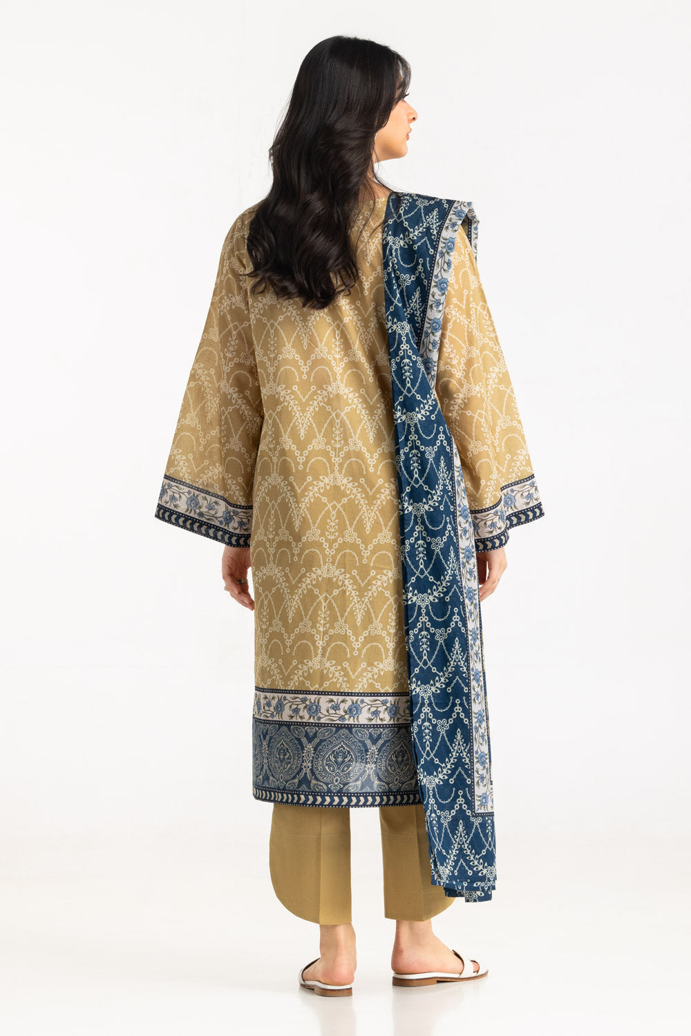 3Pc Lawn Printed With Embroidered Suit