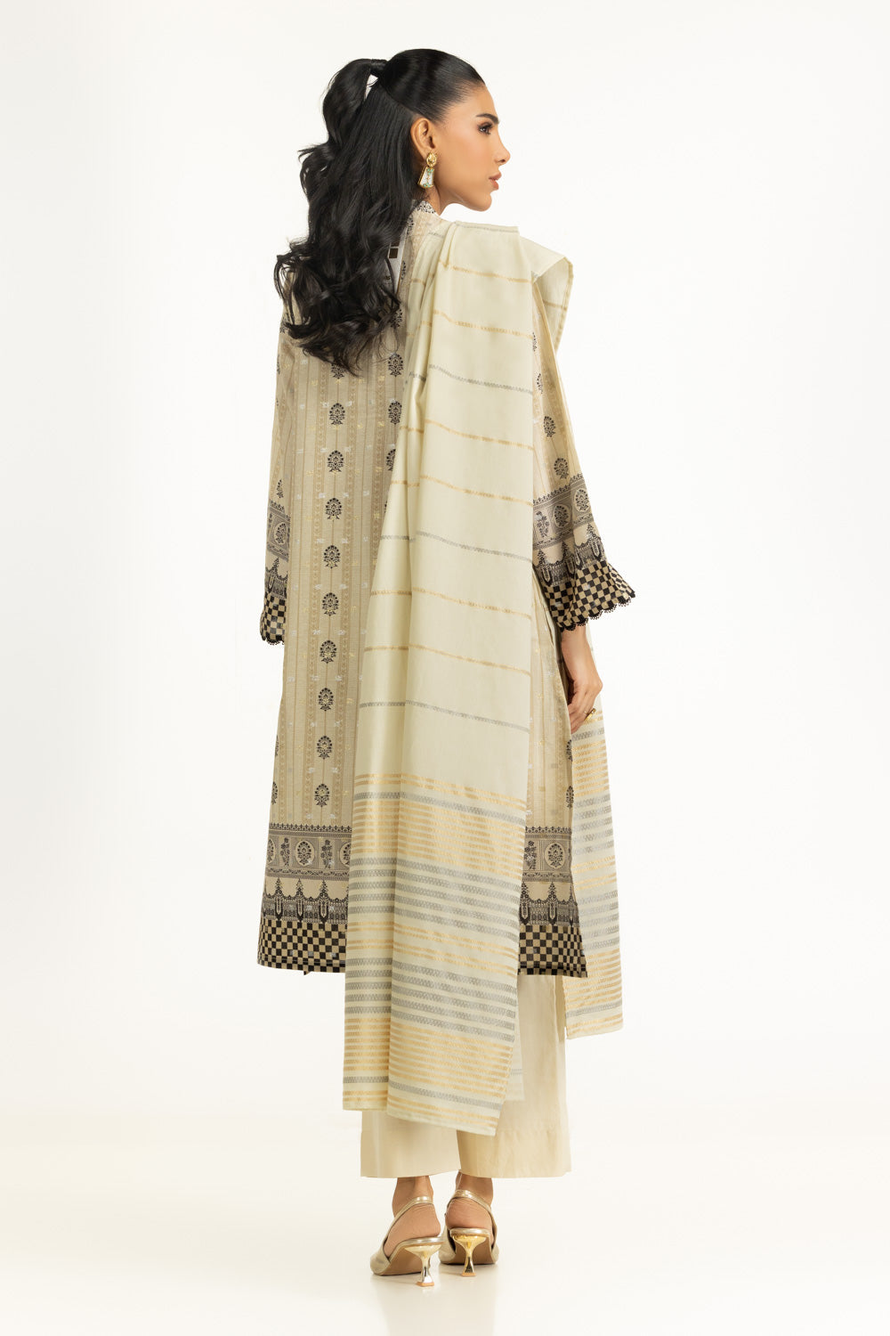 3Pc Lurex Jacquard Printed Suit