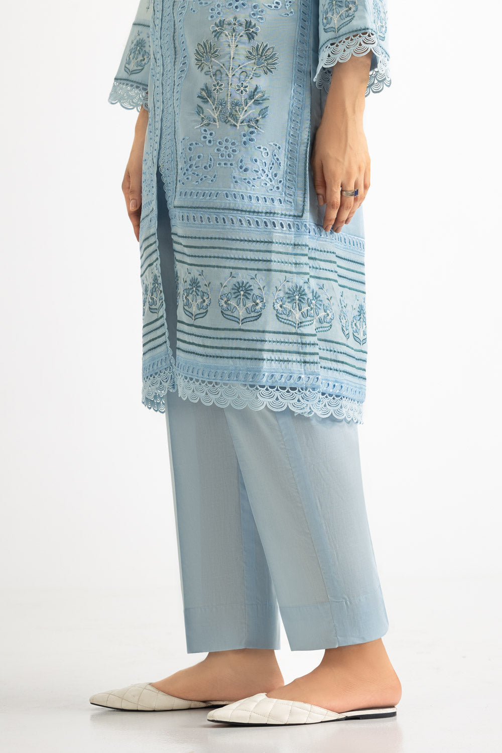 3Pc Paper Cotton Embroidered Suit