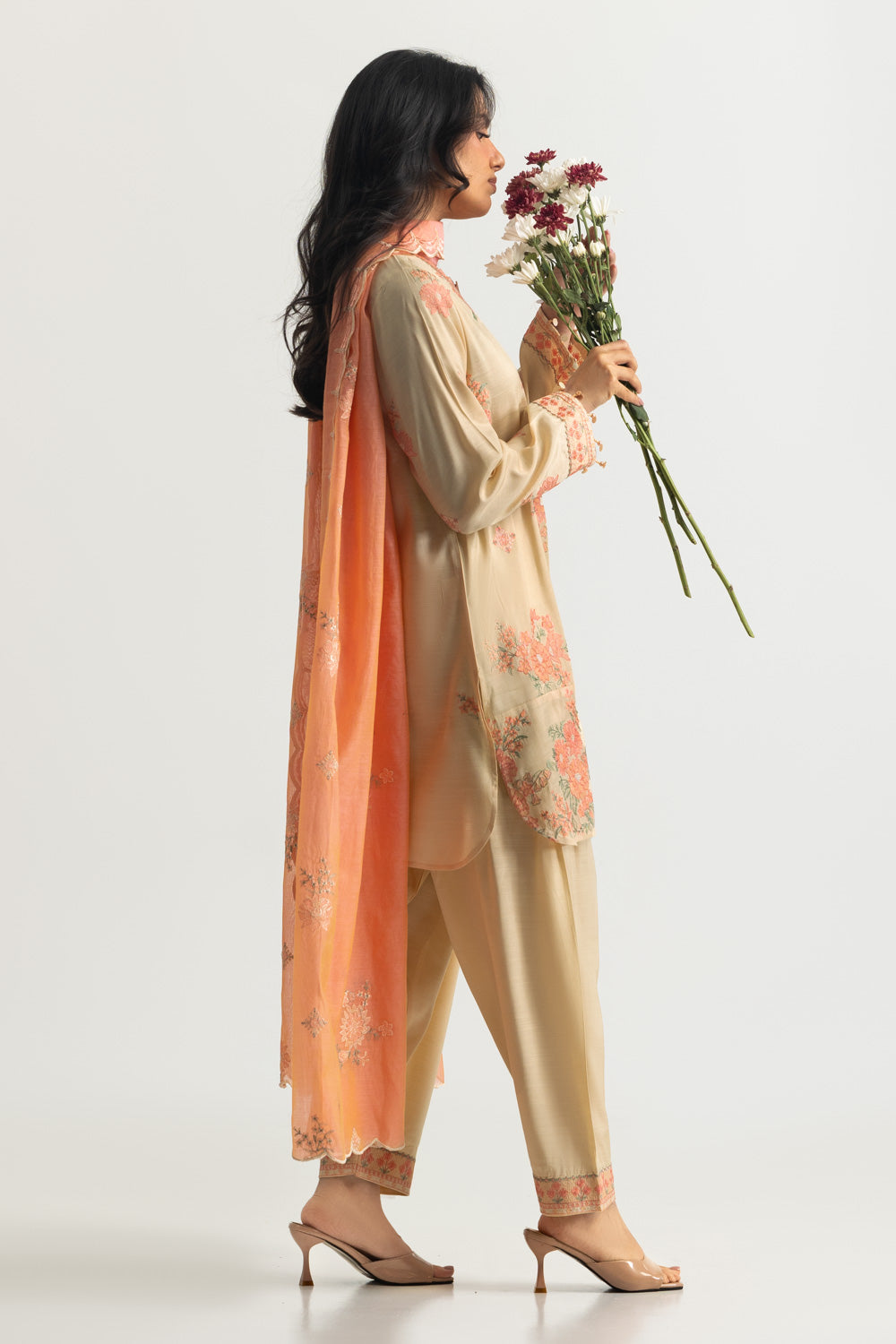 3PC Raw Slik Embroidered Suit