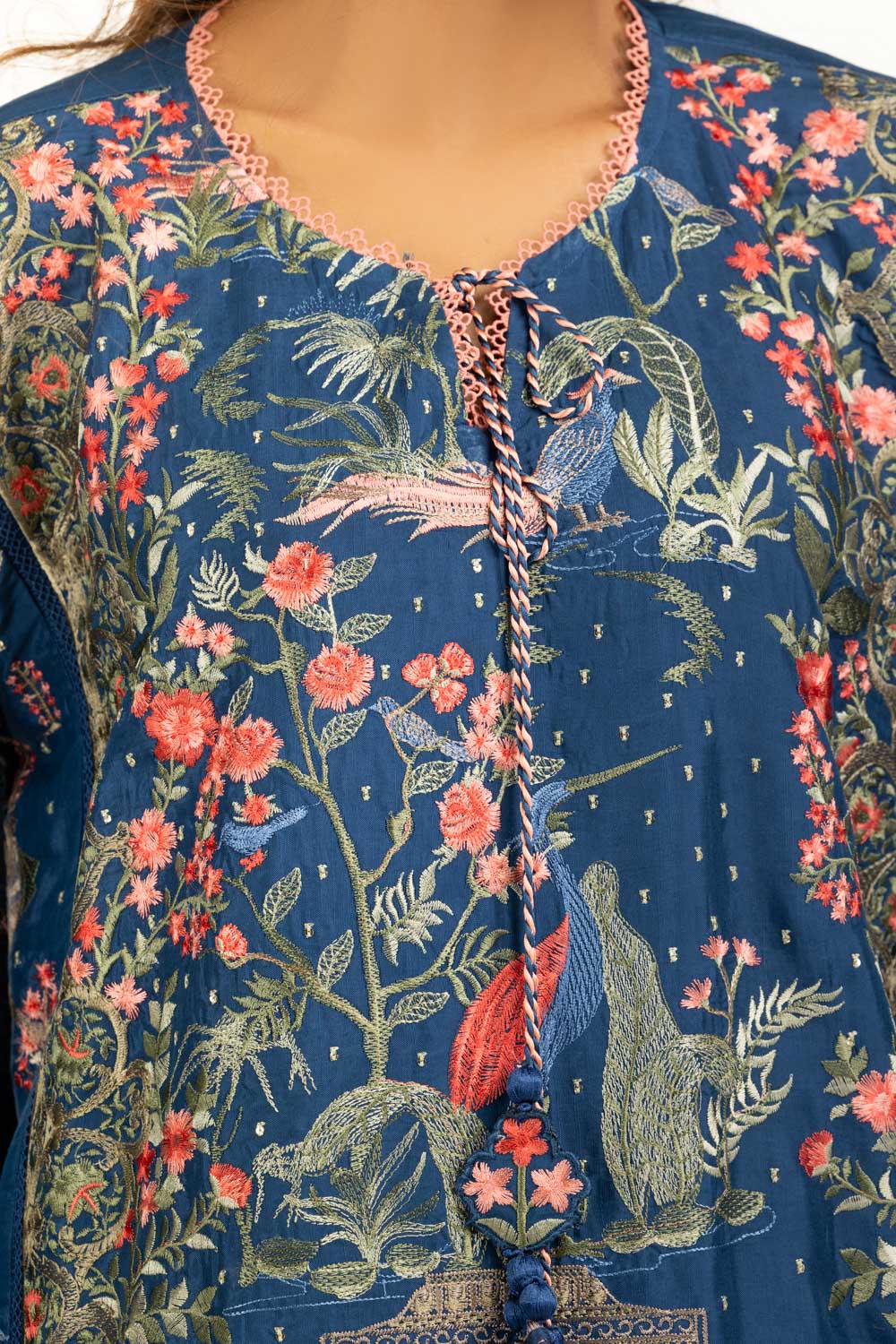 3Pc Rawsilk Embroidered Suit