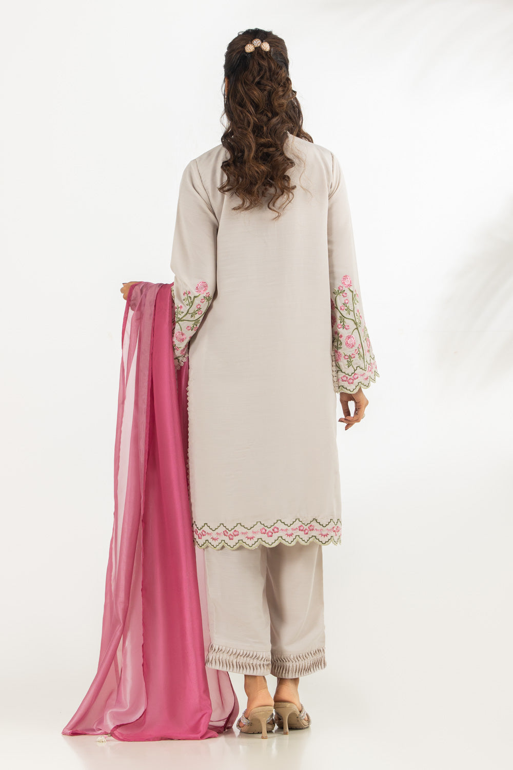 3Pc Swiss Lawn Slub Embroidered Suit