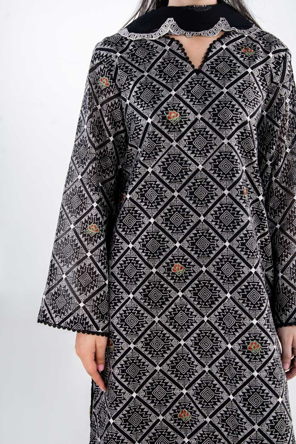3Pc Swiss Voile Embroidered Suit