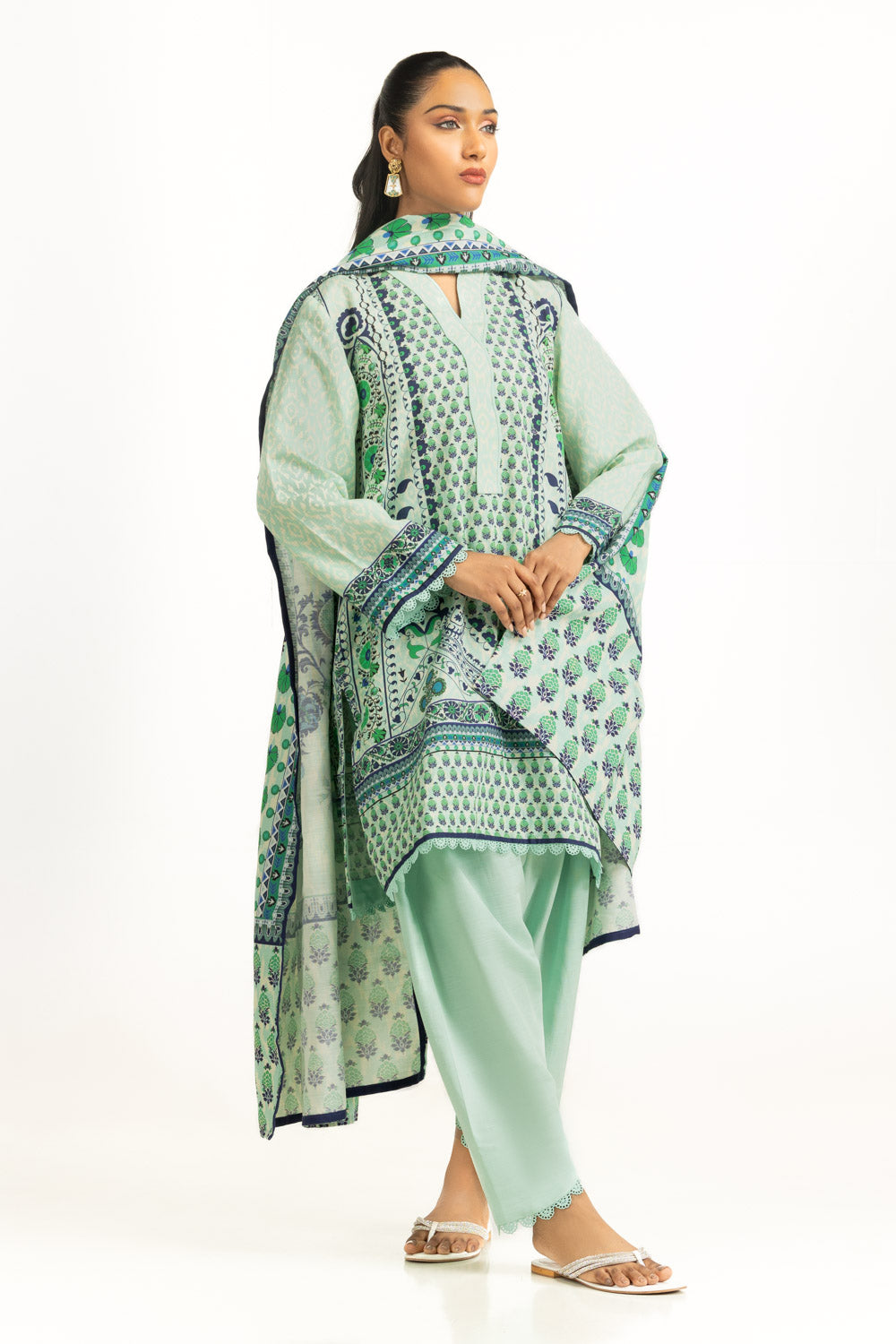 3Pc Viscose Khaddar Printed Suit