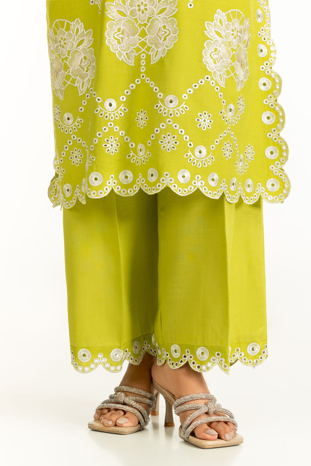 3Pc Viscose Raw Silk Embroidered Suit